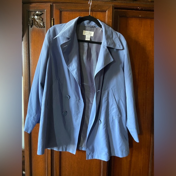 Periwinkle light jacket - Picture 2 of 3